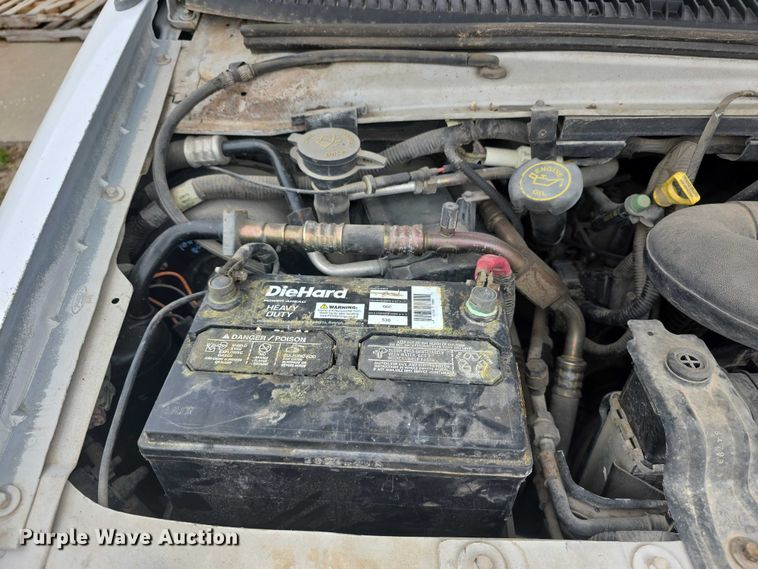 image for item FH6045 2000 Ford E350 van