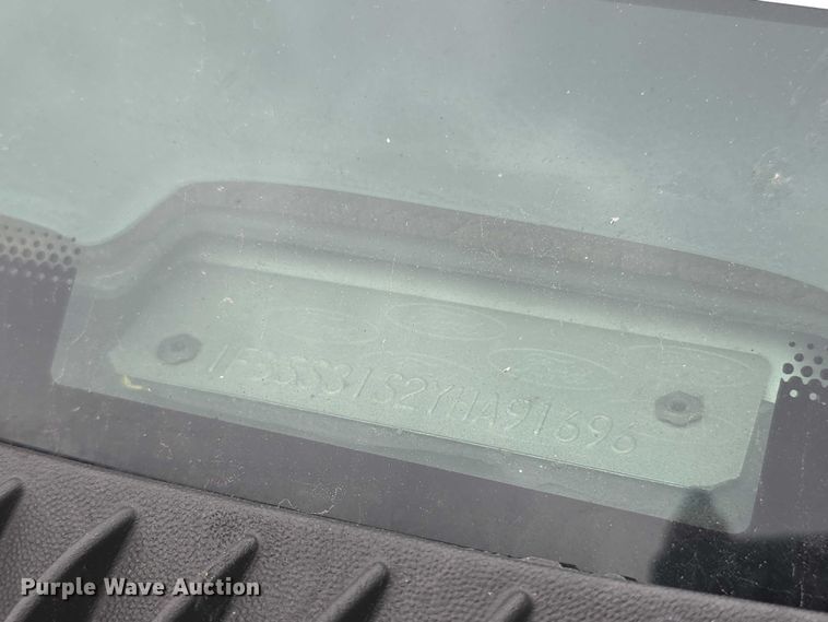 image for item FH6045 2000 Ford E350 van