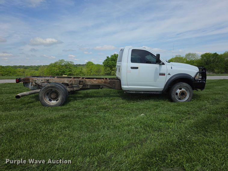 image for item FH6061 2012 Dodge Ram 5500 truck cab and chassis