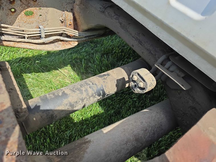 image for item FH6061 2012 Dodge Ram 5500 truck cab and chassis