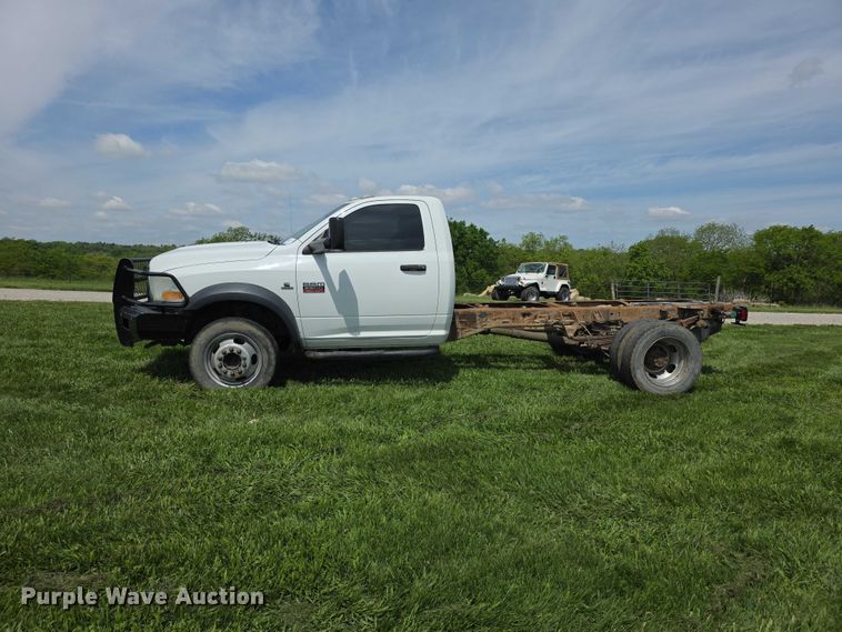image for item FH6061 2012 Dodge Ram 5500 truck cab and chassis