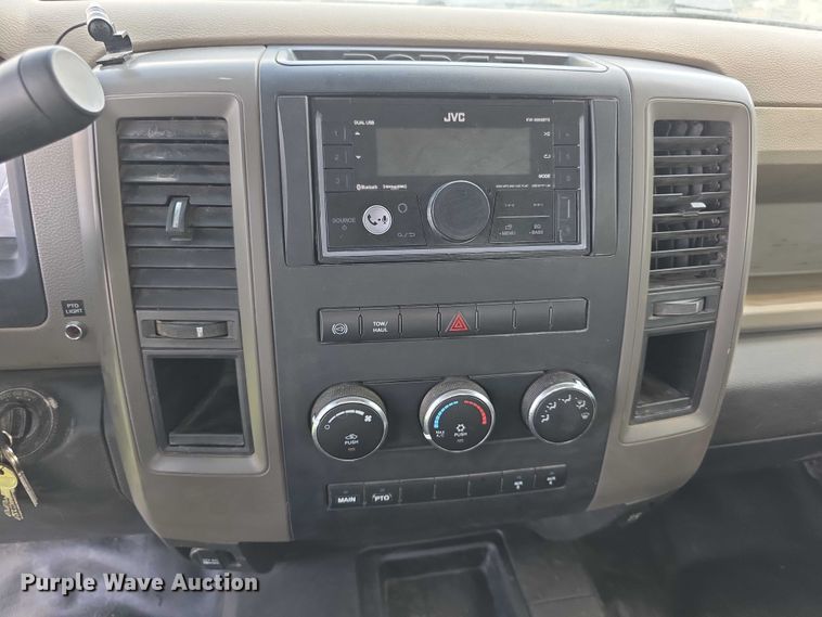 image for item FH6061 2012 Dodge Ram 5500 truck cab and chassis