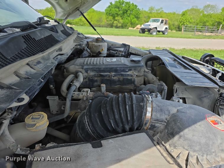 image for item FH6061 2012 Dodge Ram 5500 truck cab and chassis