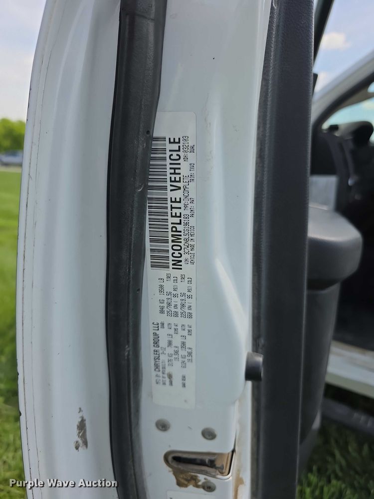 image for item FH6061 2012 Dodge Ram 5500 truck cab and chassis