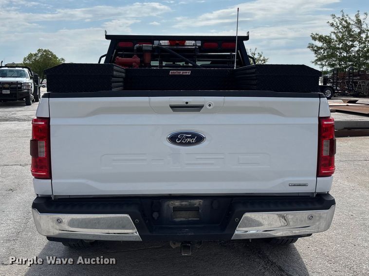 image for item FH7079 2022 Ford F150 Crew Cab pickup truck