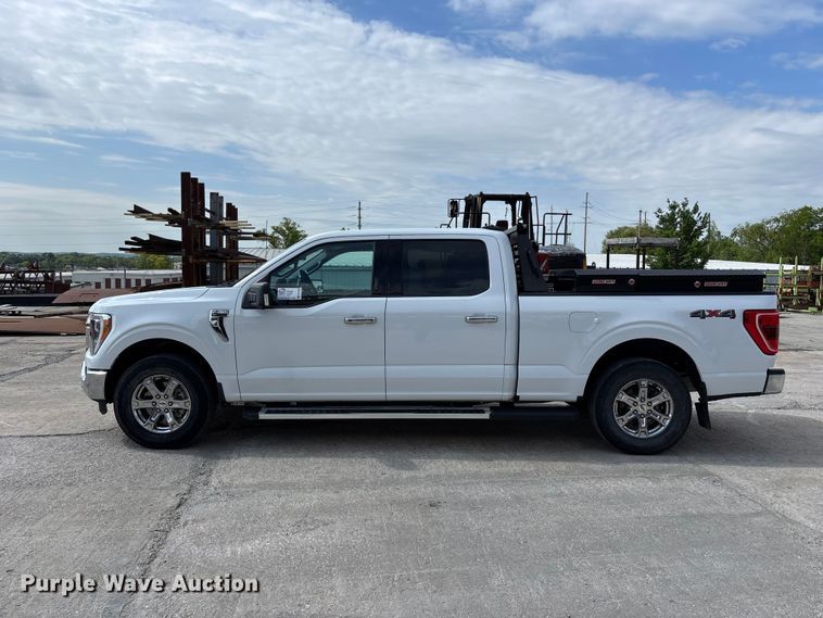 image for item FH7079 2022 Ford F150 Crew Cab pickup truck