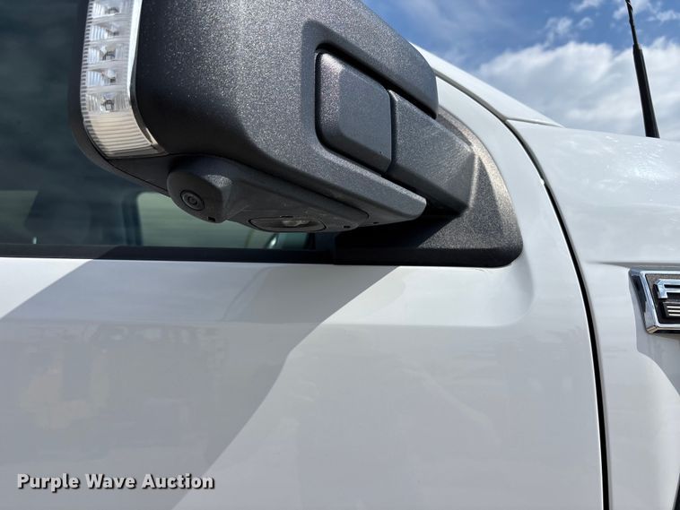 image for item FH7079 2022 Ford F150 Crew Cab pickup truck