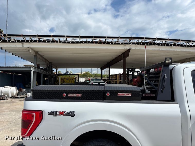 image for item FH7079 2022 Ford F150 Crew Cab pickup truck