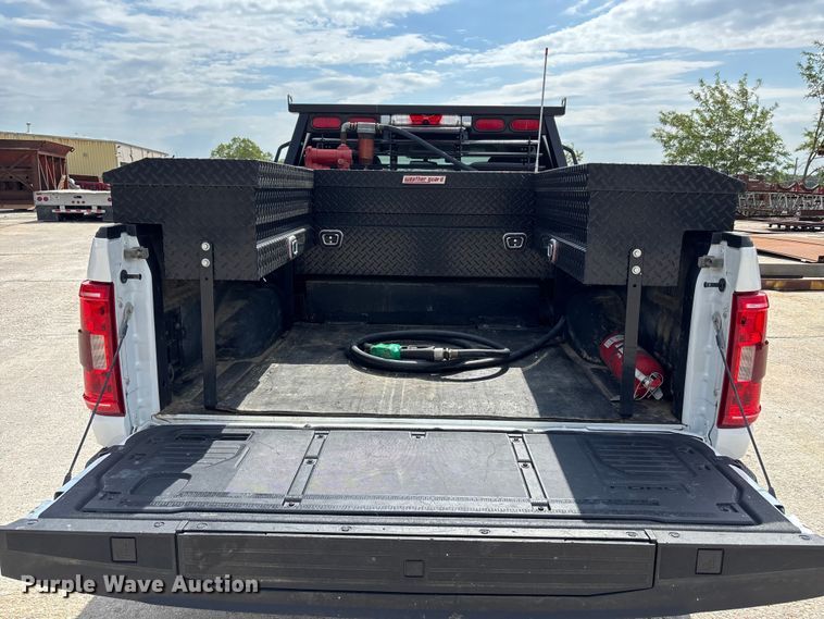 image for item FH7079 2022 Ford F150 Crew Cab pickup truck