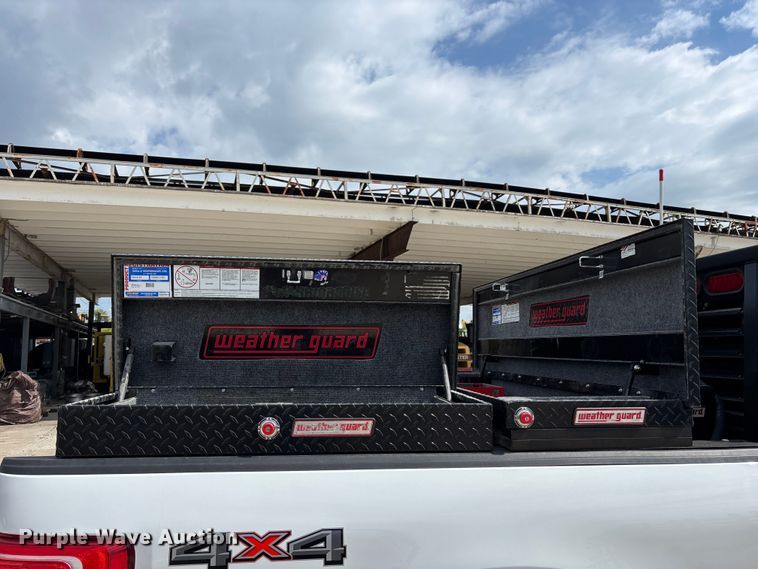 image for item FH7079 2022 Ford F150 Crew Cab pickup truck