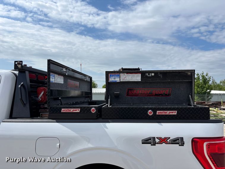image for item FH7079 2022 Ford F150 Crew Cab pickup truck