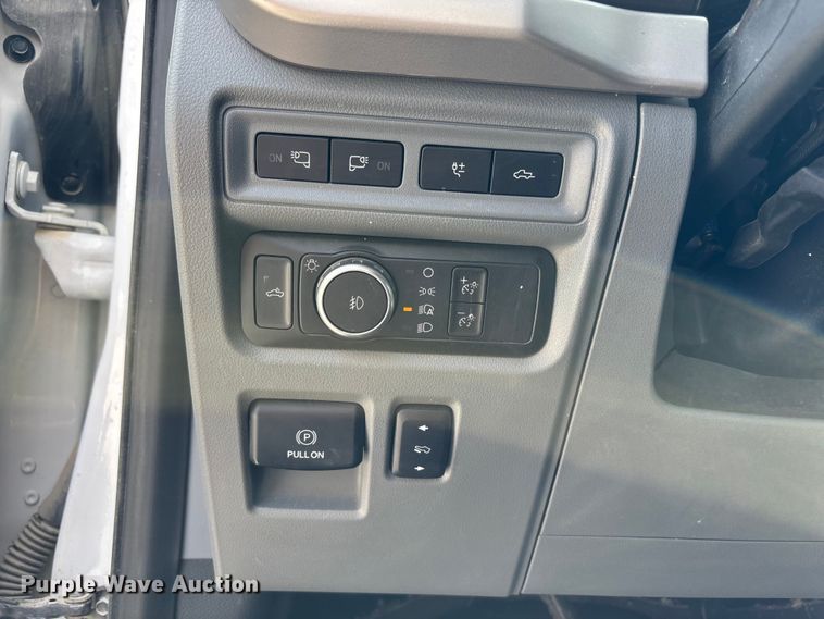 image for item FH7079 2022 Ford F150 Crew Cab pickup truck