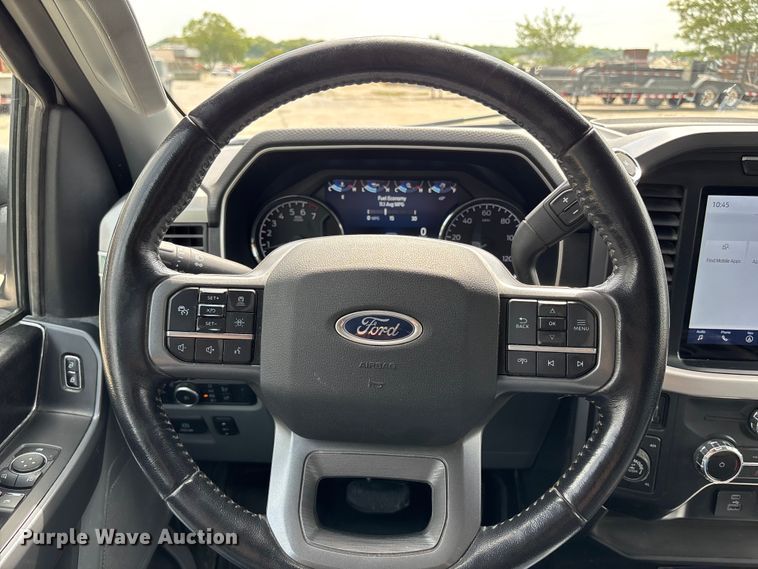 image for item FH7079 2022 Ford F150 Crew Cab pickup truck