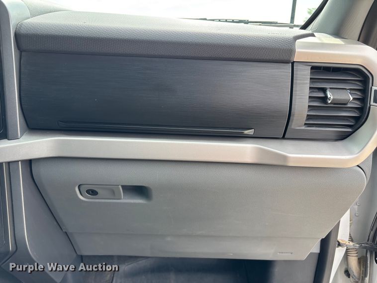 image for item FH7079 2022 Ford F150 Crew Cab pickup truck