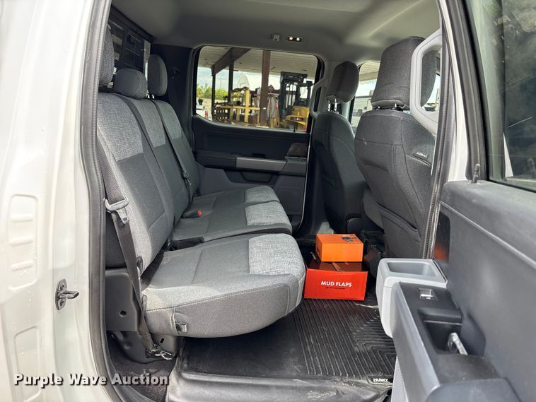 image for item FH7079 2022 Ford F150 Crew Cab pickup truck