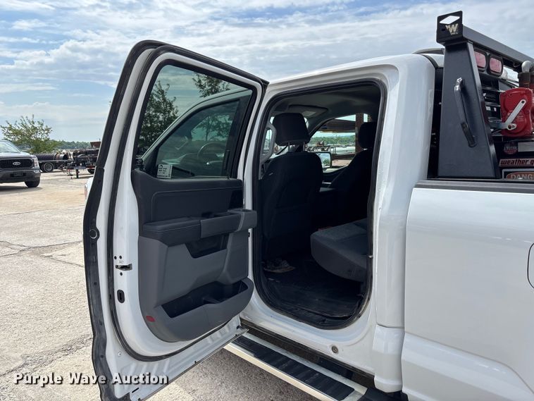 image for item FH7079 2022 Ford F150 Crew Cab pickup truck