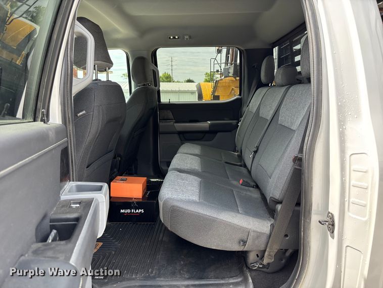 image for item FH7079 2022 Ford F150 Crew Cab pickup truck