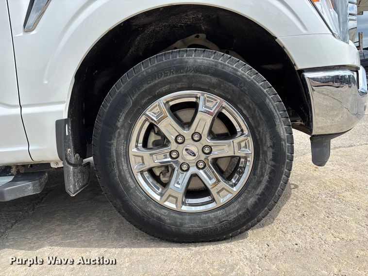 image for item FH7079 2022 Ford F150 Crew Cab pickup truck