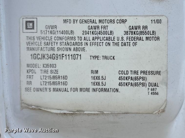 image for item FH7080 2001 Chevrolet Silverado 3500 pickup truck