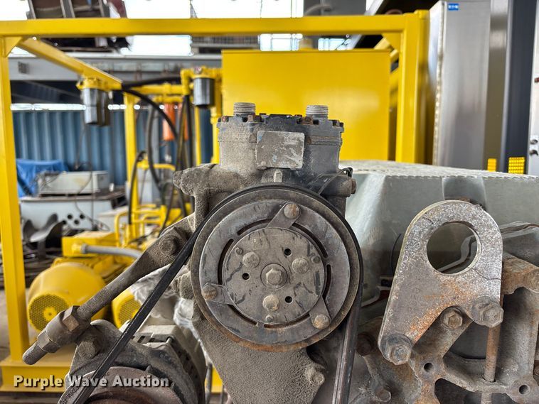 image for item FH7081 1994 Detroit DieseL Series 60 engine