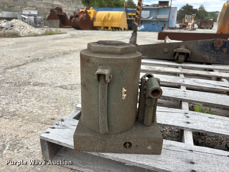 image for item FH7087 Tools