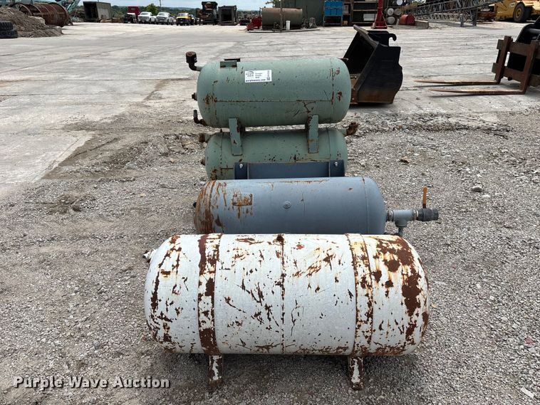 image for item FH7090 (4) tanks