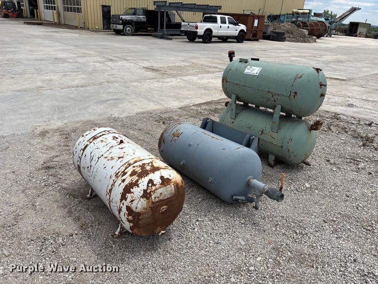 image for item FH7090 (4) tanks