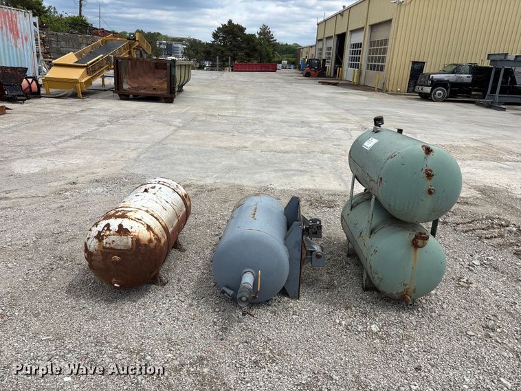 image for item FH7090 (4) tanks