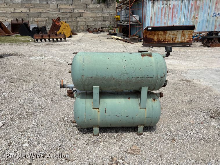 image for item FH7090 (4) tanks