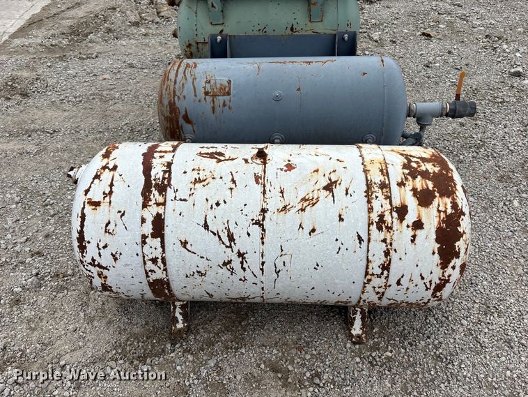 image for item FH7090 (4) tanks