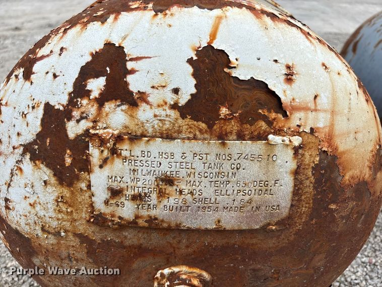 image for item FH7090 (4) tanks