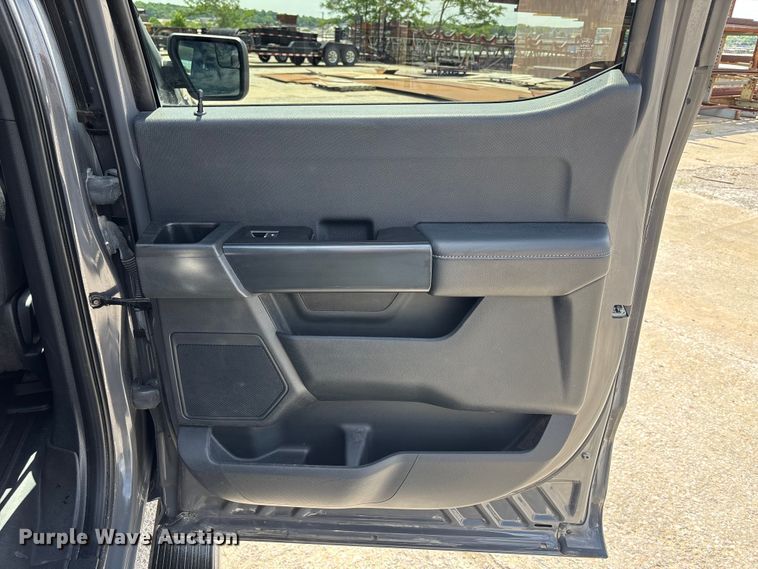 image for item FH7094 2021 Ford F150 Crew Cab pickup truck