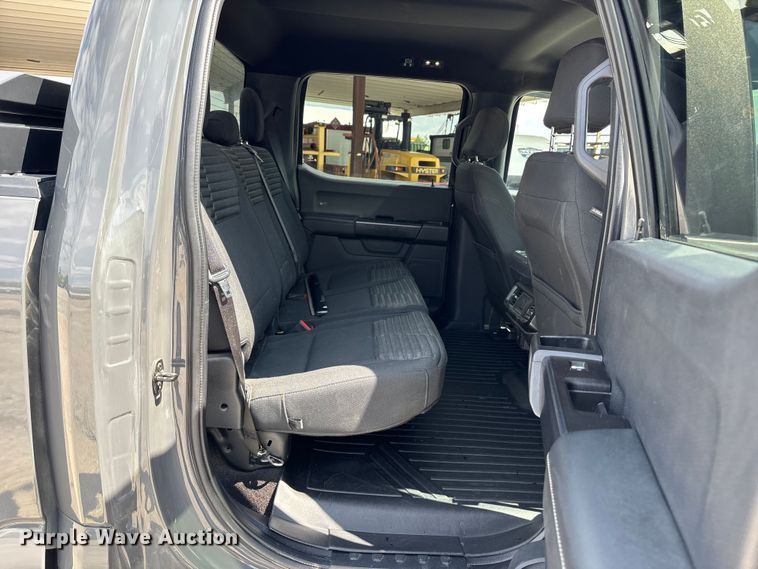 image for item FH7094 2021 Ford F150 Crew Cab pickup truck