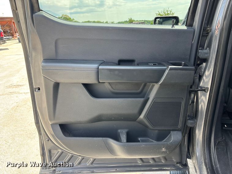 image for item FH7094 2021 Ford F150 Crew Cab pickup truck