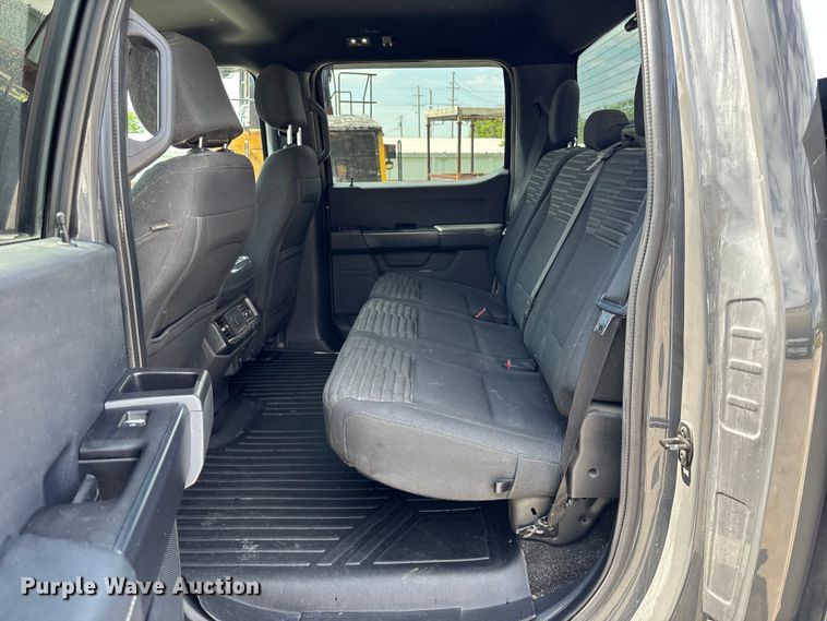 image for item FH7094 2021 Ford F150 Crew Cab pickup truck