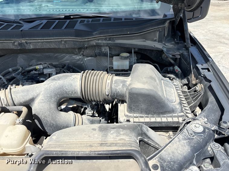 image for item FH7094 2021 Ford F150 Crew Cab pickup truck