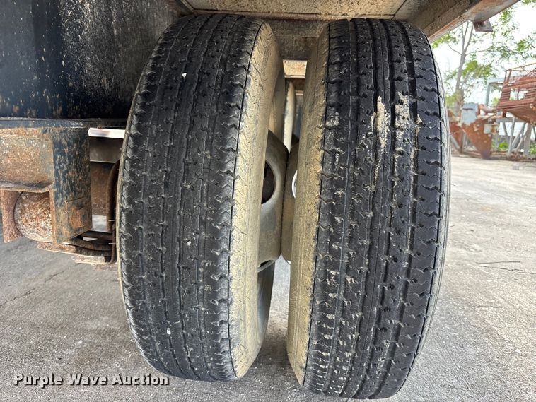 image for item FH7095 2015 Elite Trailers equipment trailer