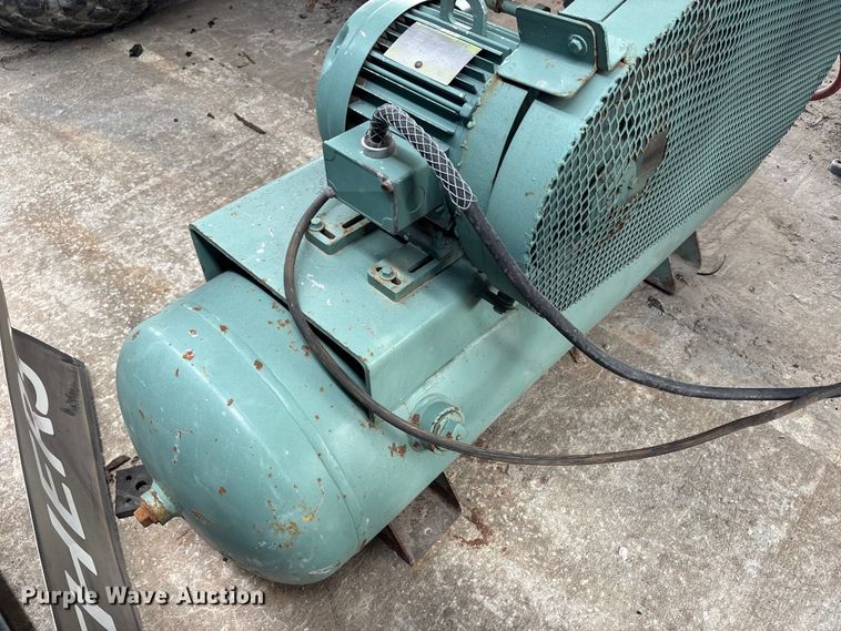 image for item FH7098 Ingersoll Rand 243 air compressor