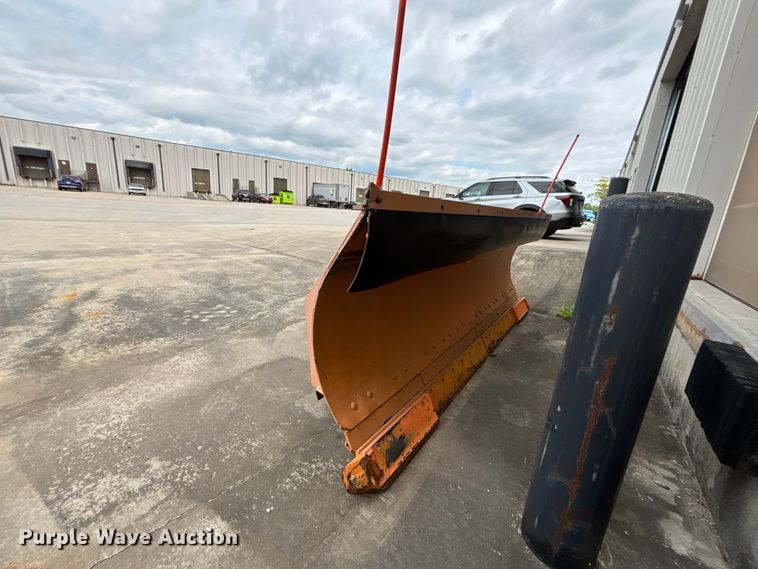 image for item FH7108 Flink PR459U8 wheel loader snow plow