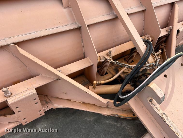 image for item FH7108 Flink PR459U8 wheel loader snow plow