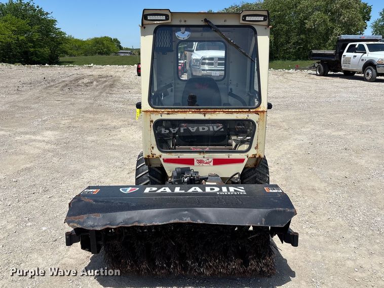 image for item FH7112 Grasshopper 7/900 sweeper