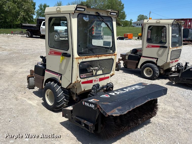 image for item FH7112 Grasshopper 7/900 sweeper