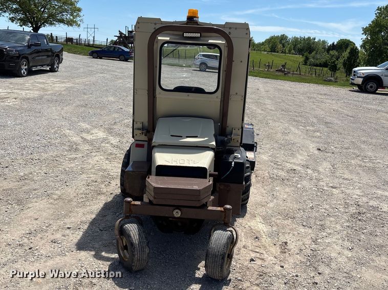image for item FH7112 Grasshopper 7/900 sweeper