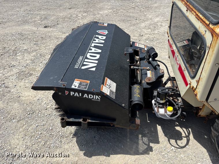 image for item FH7112 Grasshopper 7/900 sweeper