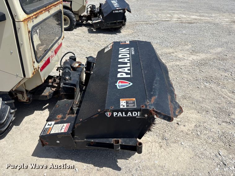 image for item FH7112 Grasshopper 7/900 sweeper