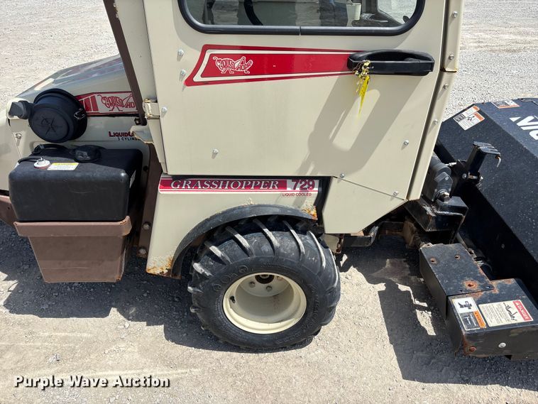 image for item FH7112 Grasshopper 7/900 sweeper