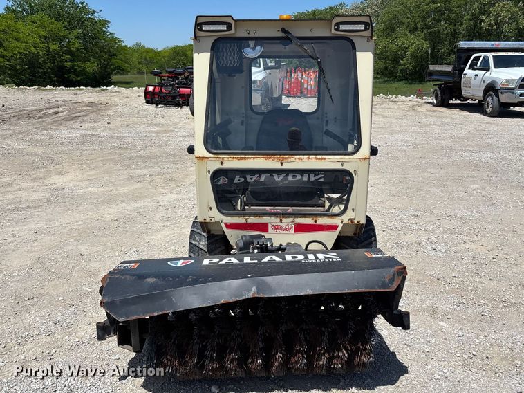 image for item FH7114 Grasshopper 7/900 sweeper
