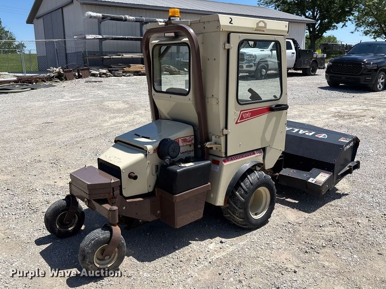 image for item FH7114 Grasshopper 7/900 sweeper