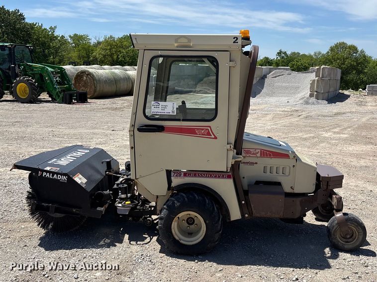 image for item FH7114 Grasshopper 7/900 sweeper
