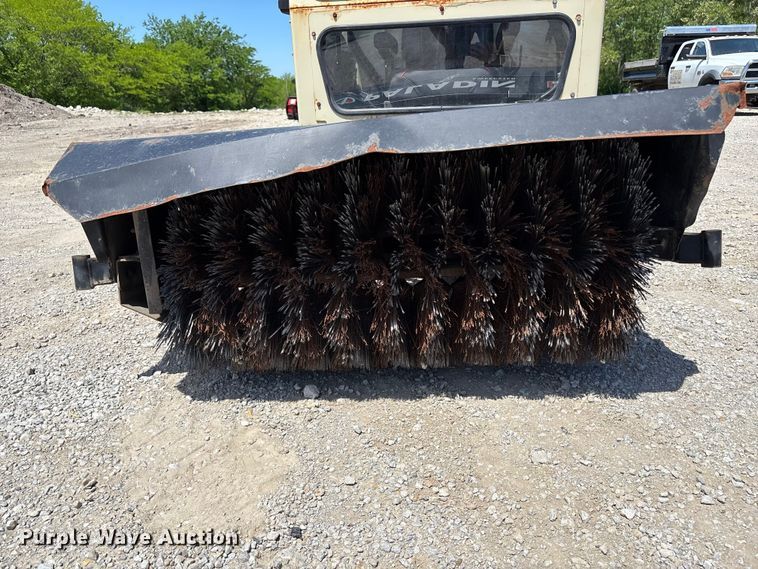 image for item FH7114 Grasshopper 7/900 sweeper